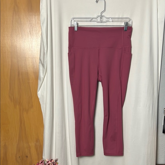 RBX Women's Pink Capri Leggings with Pockets Size Medium - Picture 1 of 7